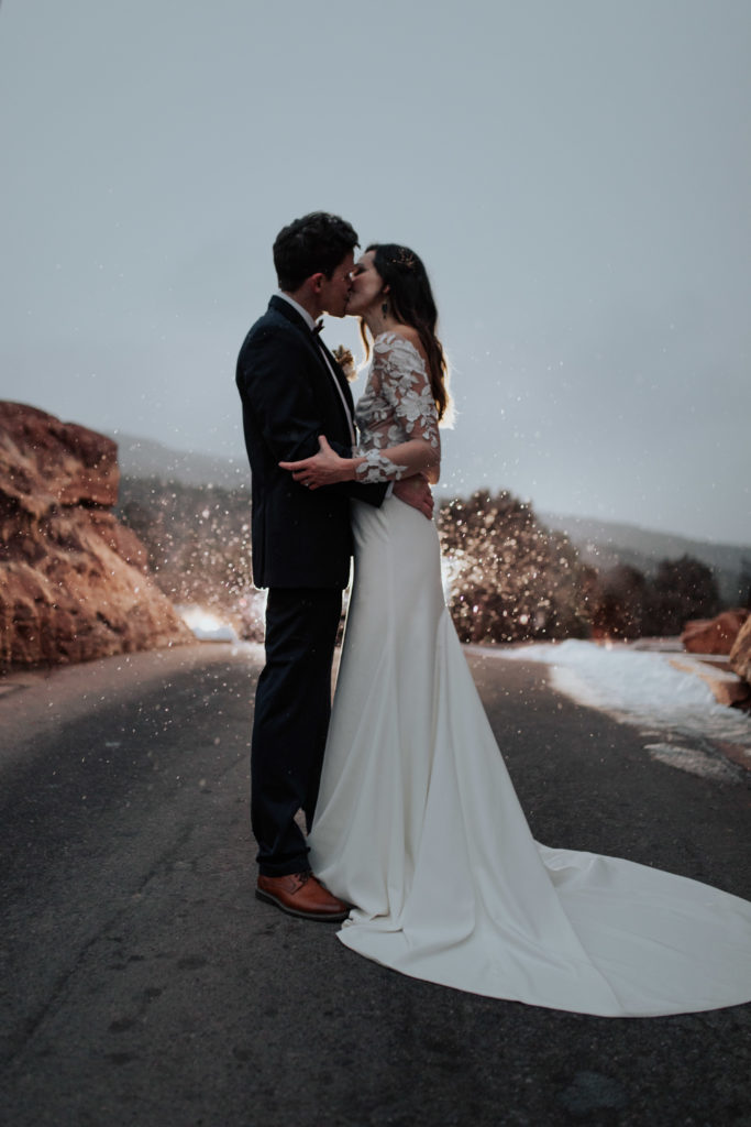 colorado elopement, colorado springs elopement photographer, Garden of the Gods elopement, Colorado Adventure elopement, Boho wedding inspiration, Colorado Wedding Photographer